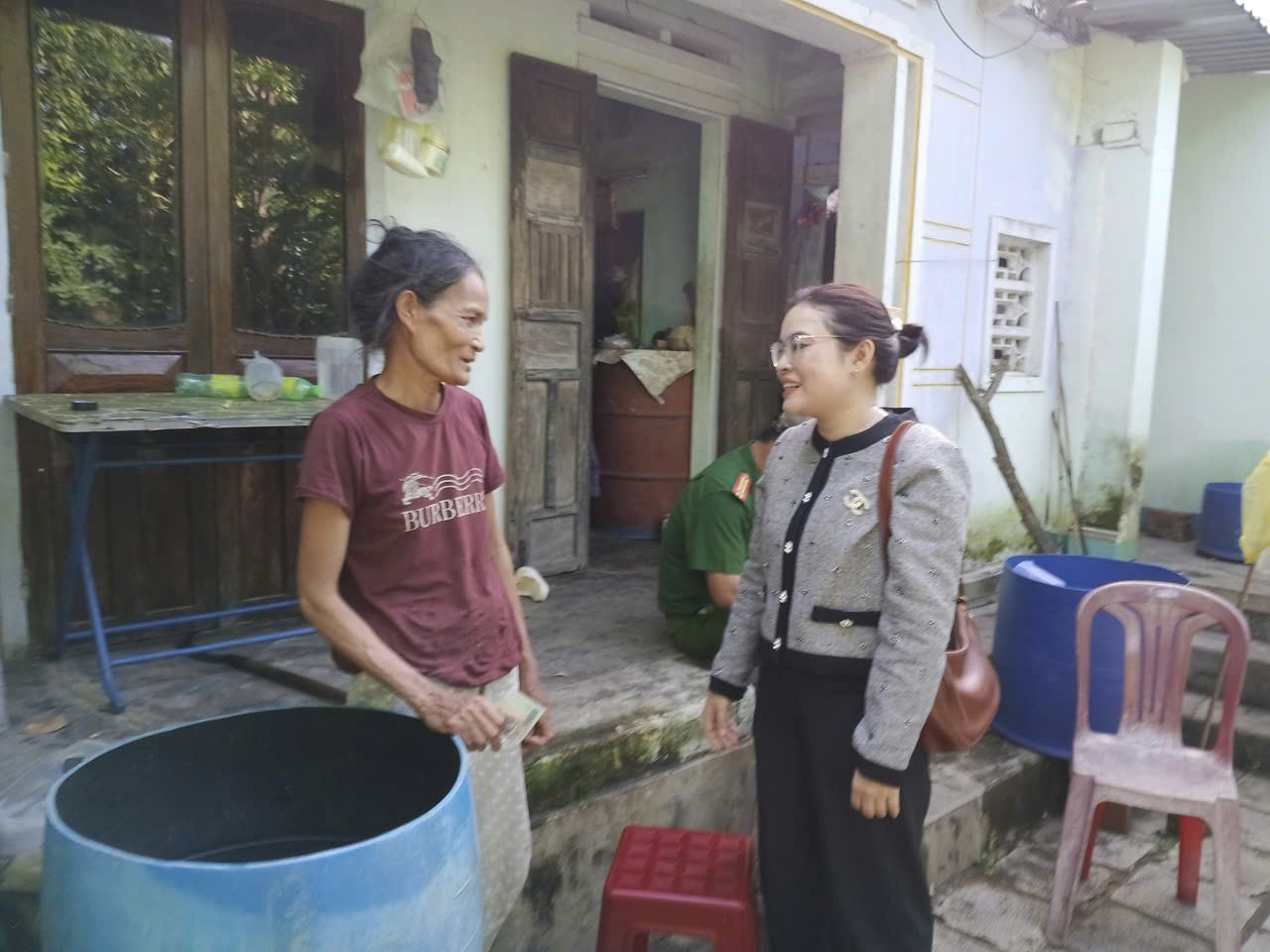 z7192046416954_e25d4b3f848675ab66926d5dcca1f133